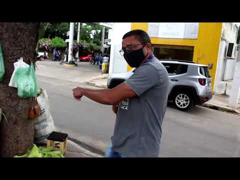 Entrevista com pedrossegundense que  vende mil espigas de milho diariamente no Centro de Pedro II.