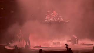 BLINK 182 - CAN'T GO BACK World Premiere Performance of Brand New Song at Kia Center Orlando 6/20/24