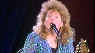 The Freemans &quot;Gloryland Hold On&quot;