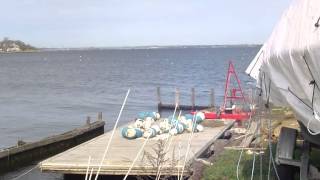 preview picture of video 'Keyport Harbor setting mooring balls'