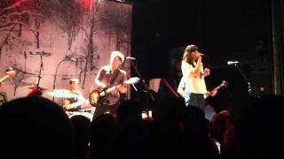 Superchunk (w/ Eleanor Friedberger) - Oh Oh I Love Her So (Ramones Cover)