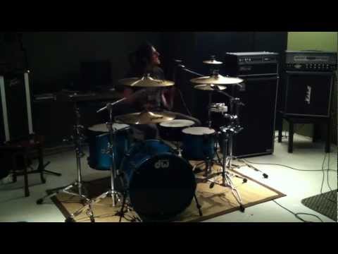 The Escape Mode - Felix trying out new cymbal