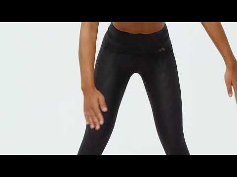 Urmăriți videoclipul