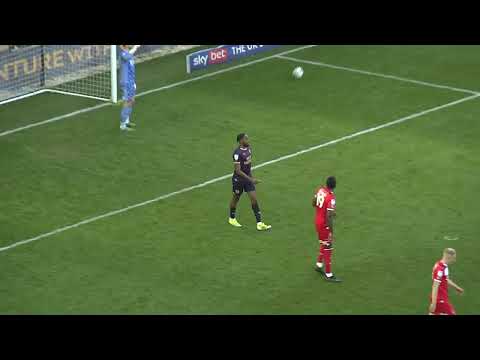 Leyton Orient v Peterborough United highlights