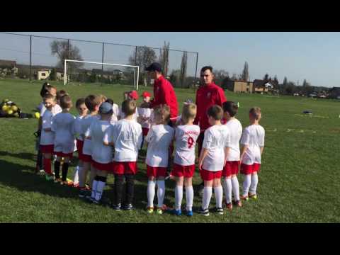 AKADEMIA PIŁKARSKA 21 oddział w Łące