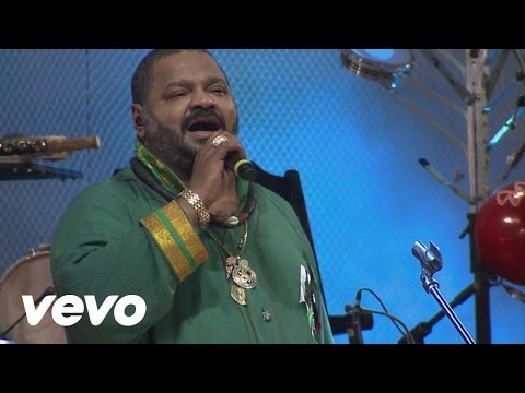Arlindo Cruz - Bum Bum Paticumbum Prugurundum (Ao Vivo) ft. Arlindo Neto