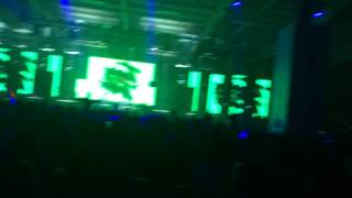 Tommy Trash drops The Little Death (ft. KillaGraham) at NYE at  Pier 36 (NYC)