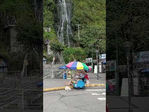 Por la hermosa ciudad de Baños tungurahua