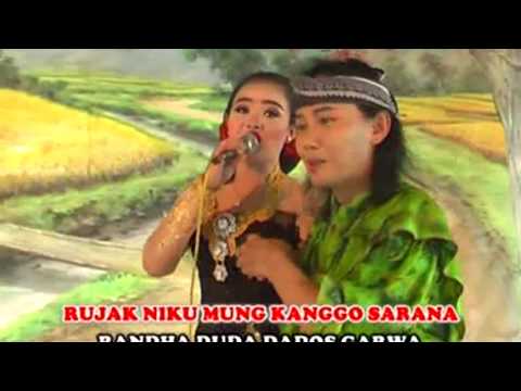 Rujak Asmara - Jithul Feat Ardia Diwang | Dangdut (Official Music Video)