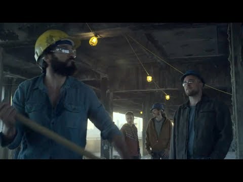 Abre los ojos retrasado - Punisher - THE PUNISHER 1X01