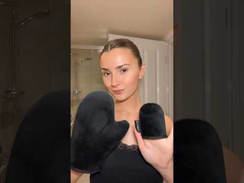 My go to tan routine!!! 🤩 Using St Moriz tanning mousse