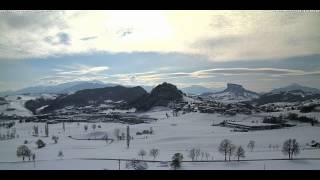 preview picture of video 'Felina (Appennino reggiano), nubi lenticolari, 13 febbraio 2012'