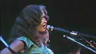 Linda Ronstadt &amp; Bonnie Raitt - Blowing Away