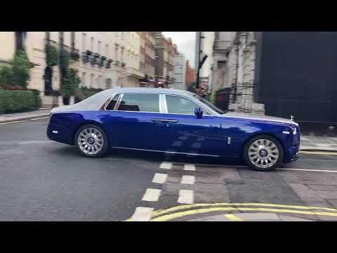 Rolls Royce Phantom.