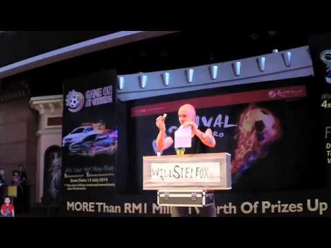 Voir la vidéo Telechargement - Razors - Will Stelfox