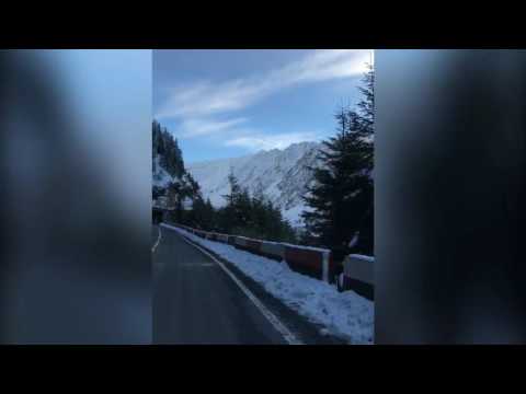 Drum înzăpezit Transfăgărăşan România