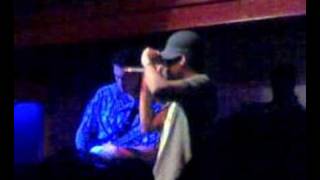 Bilal live talking about J Dilla Jay Dee &#39;Reminisce&#39;