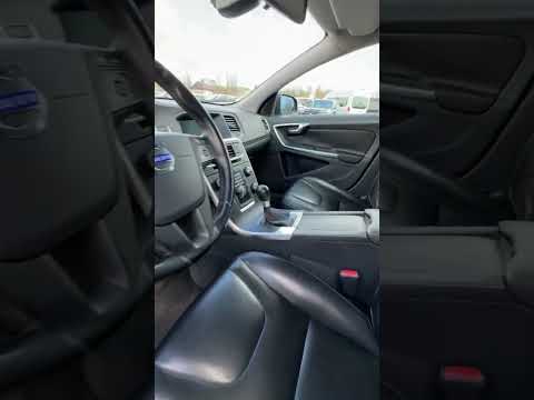 фото volvo s60 ii 0