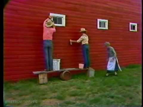 Size Small Country - Farm hijinks (1983)