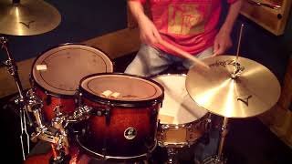 Terry Bozzio &#39;s  Famous Rock Groove ( Missing Persons - US Drag ) - Drum Lesson #329