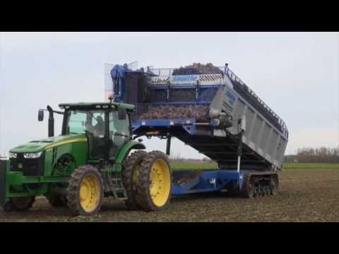 2015 Crop Shuttle Sugar Beets - Unloading the Crop Shuttle