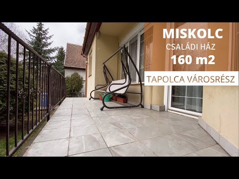 Miskolc eladó családi ház, 160 m2-es nappali + 3 szobás, dupla garázs, 751 m2 telek, Tapolca központ