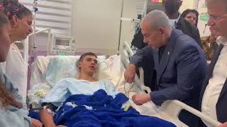 ראש הממשלה נתניהו בבית החולים רמב"ם בביקור פצועים מהאירוע הקשה בצפון