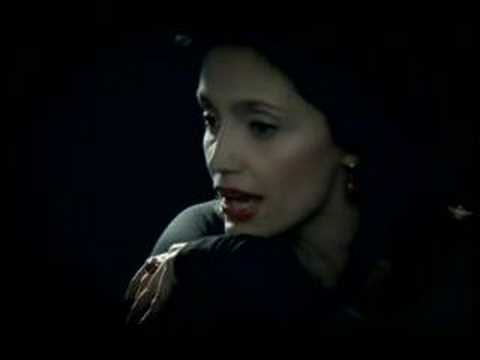 lucie bílá - vokurky (střihová verze)