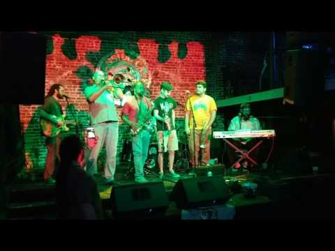 Jaunjamon's Sunday Gangbang