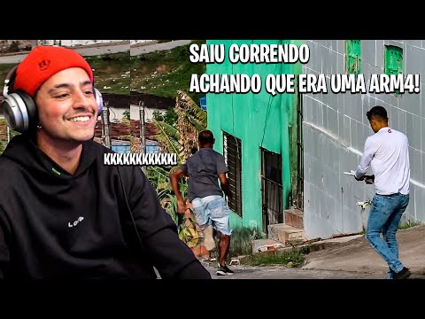 CORINGA REAGINDO: CEGO ASSUSTANDO PESSOAS - pegadinha