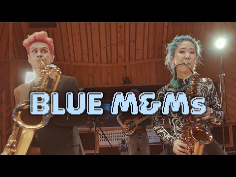 2SAXY - Blue M&Ms