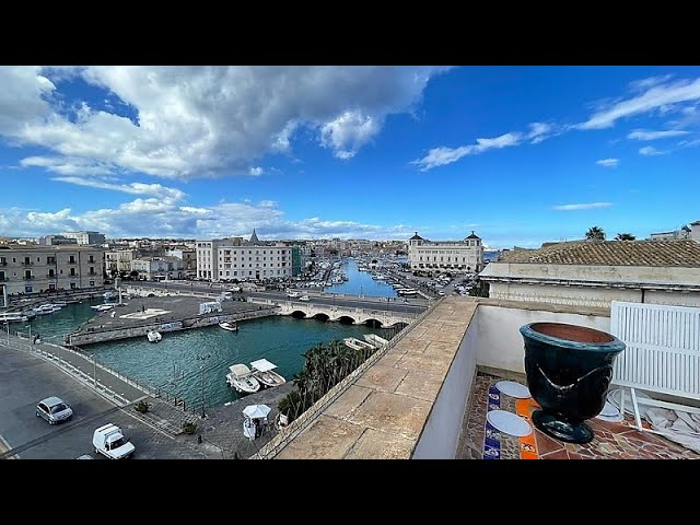 Appartamento con terrazzo vista mare in vendita in Ortigia