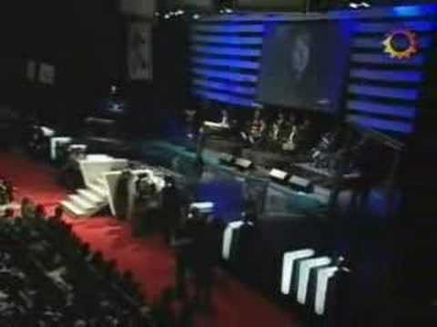 Ricardo Montaner canta tango