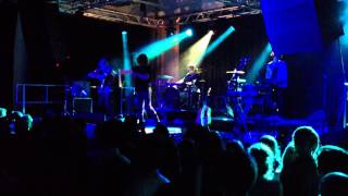 She wants to Know - Half Moon Run