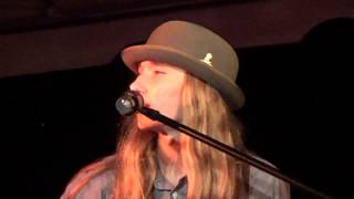 Sawyer Fredericks performs &quot;Early in the Morning&quot;