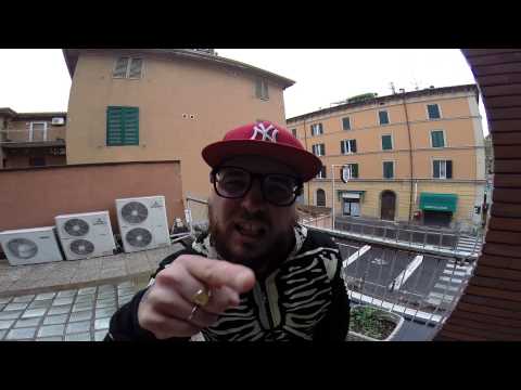MC TONY GENITORI SOTTRATTI OFFICIAL VIDEO