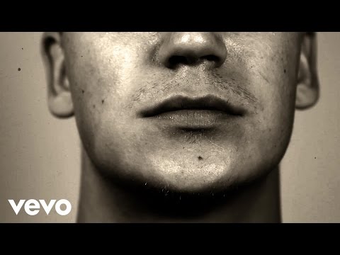 Nikke Ankara - Värifilmi (Lyric Video) ft. Aki Tykki