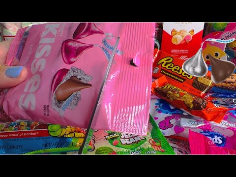 New pink Hershey’s Kisses chocolate candy unwrapping - Asmr #shorts