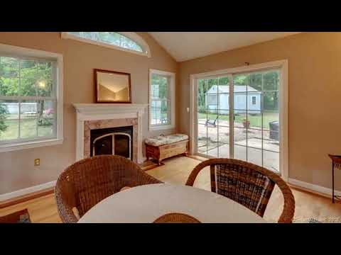 Homes for sale - 118 Fox Run Drive, Southington, CT 06489