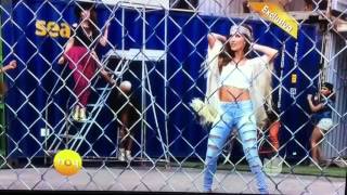 Anahi -graba el video de Boom Cha, en (Hoy Univisión) 21.10. 2015