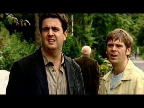 Die Grabstelle - Pastewka