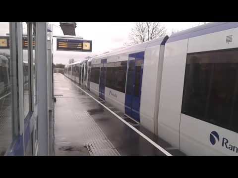 RET Metro 2*Type RSG3 op Lijn D - Vertrek Zalmplaat richting De Akkers