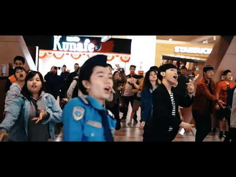 FLASH MOB DI BANDARA BANDUNG, HEBOH SEISI BANDARA BUAT PENUTUPAN ASIAN GAMES 2018