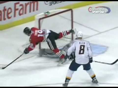 Jonathan Toews Spectacular Goal vs Predators 12/4/2009