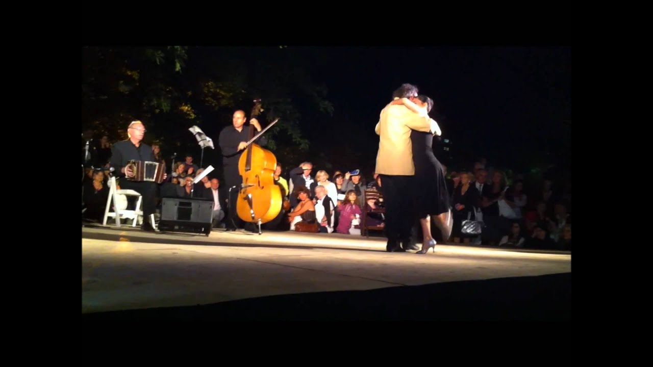 Florencia y Julio Canaro en París