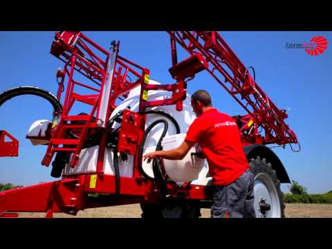 FarmGEM Quartz 3000 trailed crop sprayer