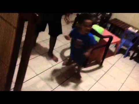 Teaonui NAUTRÉ LAUGHLIN a 3 ans