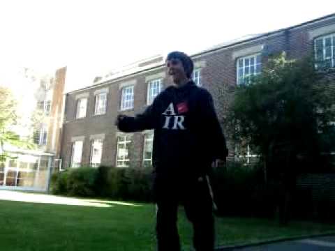 Jordan Gold Dancing to 'Vato Gonzalez - Badman Riddim Feat Foreign Beggars