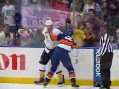 Paul Gaustad (Nashville Predators)-Brett Gallant (New York Islanders) 2013 preseason fight