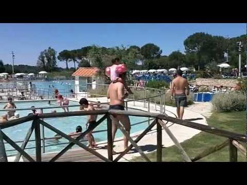 Osso al giunto del secondo dito Una sensazione di bruciore nellarticolazione del ginocchio e del piede